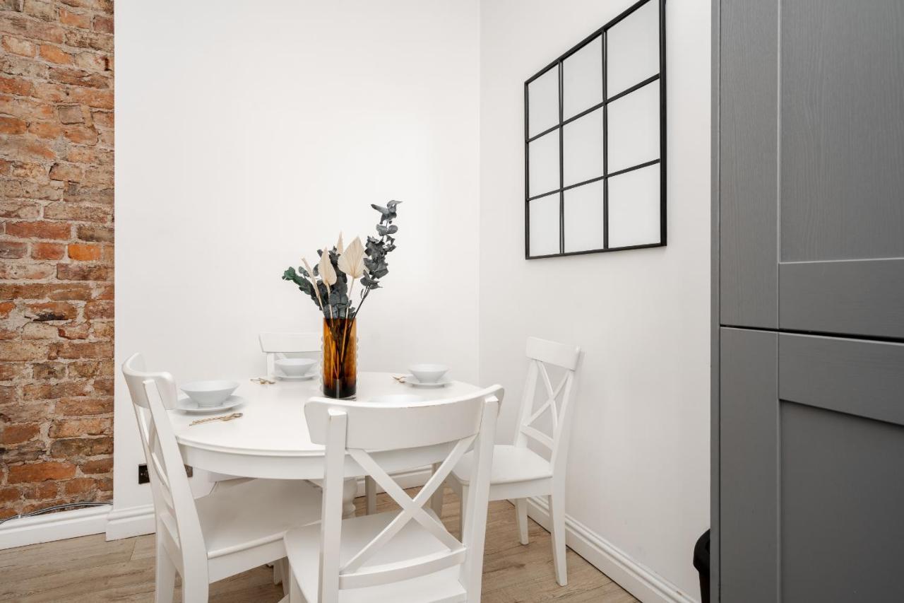 Alur Apartments Sweeting Street Liverpool Eksteriør bilde